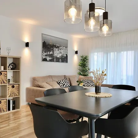 Tia Holiday home