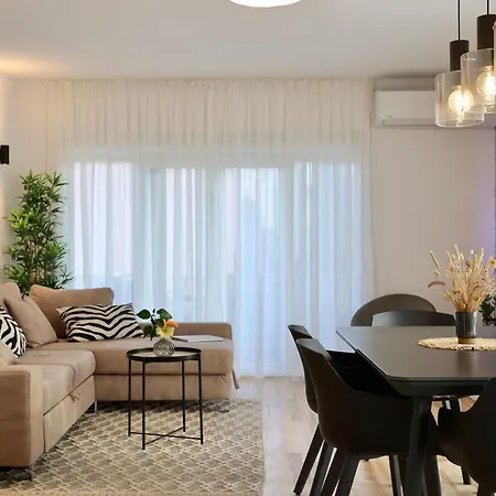 Tia Holiday home