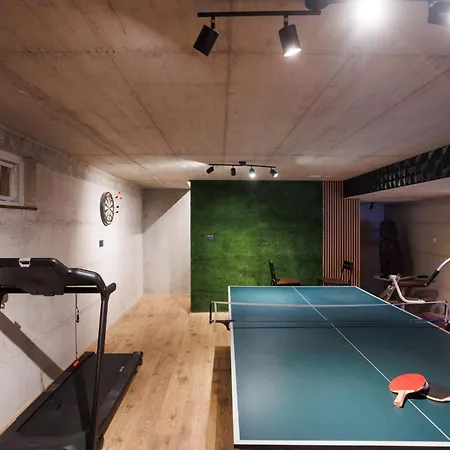 Semesterbostad Tia *